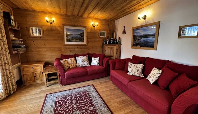 Cozy 3-Room Cabin Apartment for 6 near Slopes in St Martin de Belleville