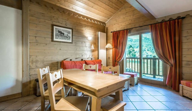 Cozy 3-room apt with pool, spa & parking - 6 guests