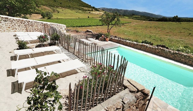 Cozy Escape in Villesèque