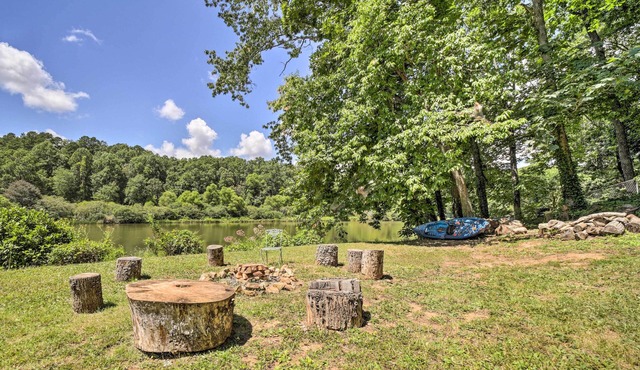 Cozy Franklin Cottage w/Waterfront Views!