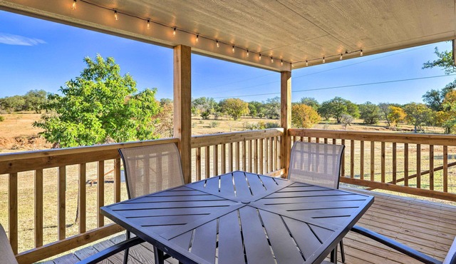 Cozy Fredericksburg Studio Near Wineries!