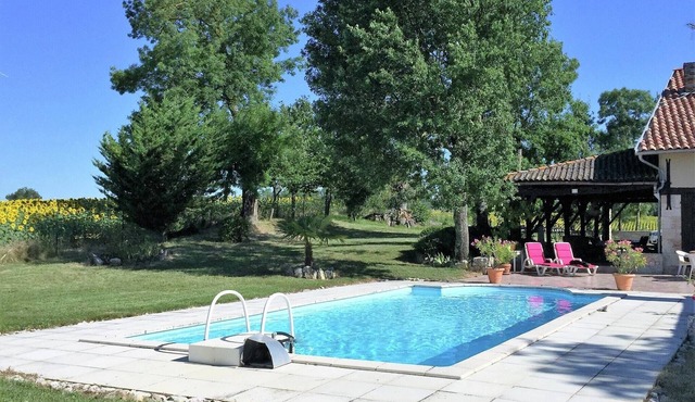 Cozy French Escape in Monfort