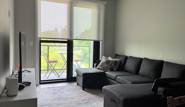 Cozy, fully equipped apartment with balcony and beautiful views in North London
