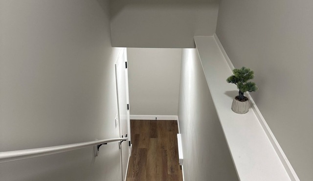 Cozy Fully Furnished 1BR Suite in Regina