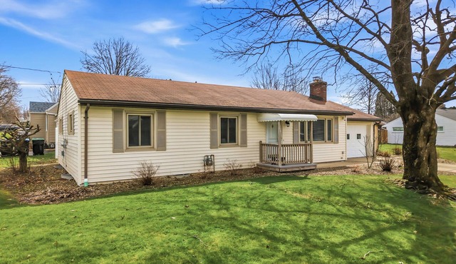 Cozy fully remodeled home in Hermitage.