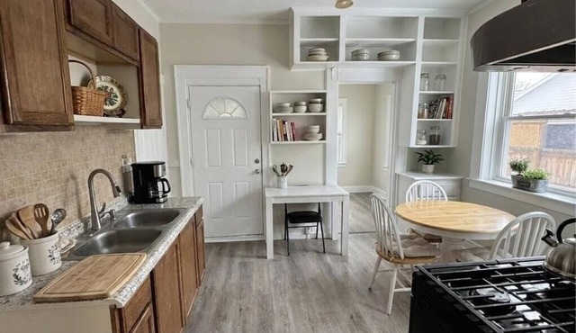 Cozy furnished 2 bedroom, 1 bath apartment + Office Space.