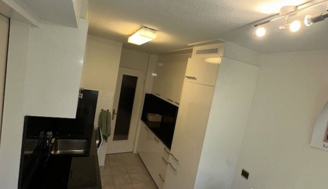 Cozy Furnished Room in Baden with Easy Transport Access
