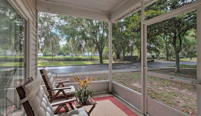 Cozy Gainesville Condo Near Shopping & Dining