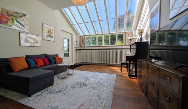 Cozy Garden Apartment near Zurich City and Lake