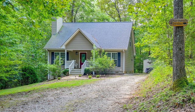Cozy Georgia Vacation Rental w/ Spacious Yard