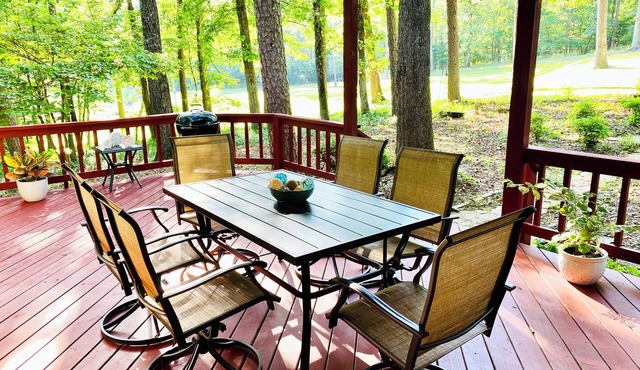 Cozy getaway on Ponce de Leon golf course.