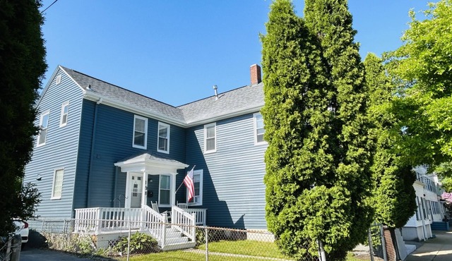 Cozy getaway blocks from the heart of downtown Bristol