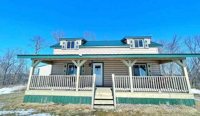 Cozy getaway cabin with Amazing Panoramic views!