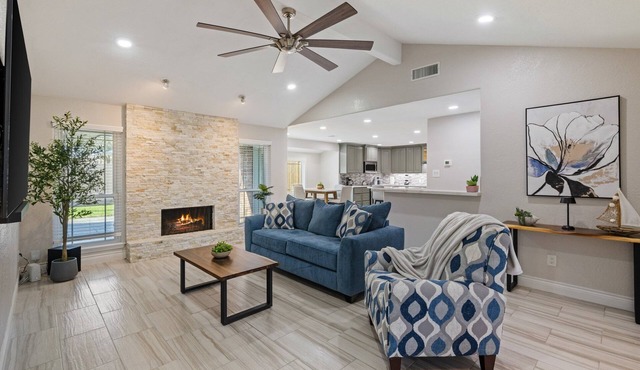 Cozy Getaway Close to Beach