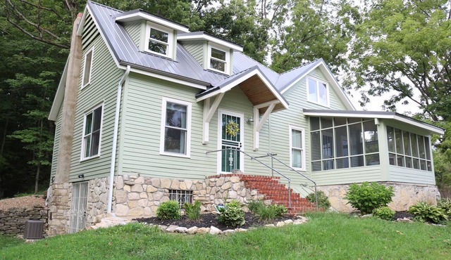 Cozy Getaway & Memorable Experience