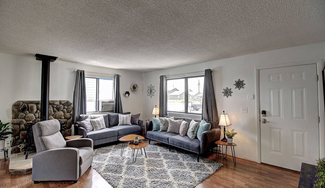 Cozy getaway minutes from downtown Polson