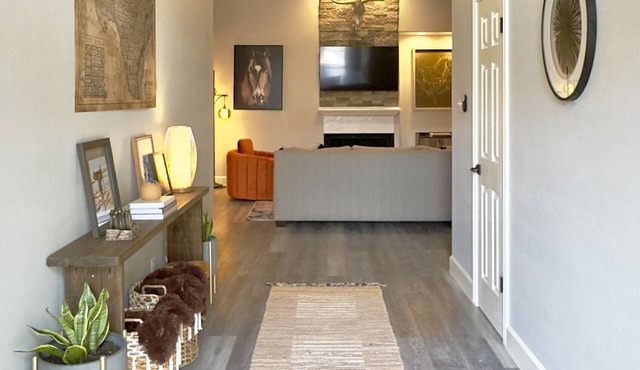 Cozy Getaway Near Lake Travis