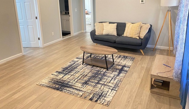 Cozy getaway near State Park (Pet-Friendly!)