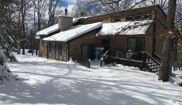 Cozy Getaway with Room for All