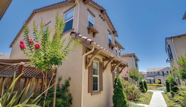 Cozy Gilroy Retreat Near Wineries & Attractions!