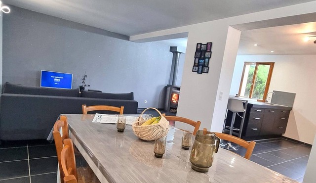 Cozy gîte with air conditioning, perfect for hikers