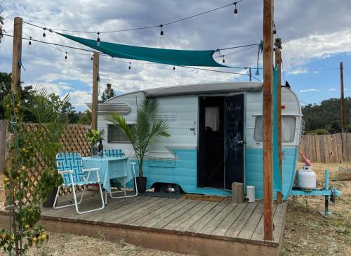 Cozy Glamper Near Sequoia & Kings Canyon-Tammy