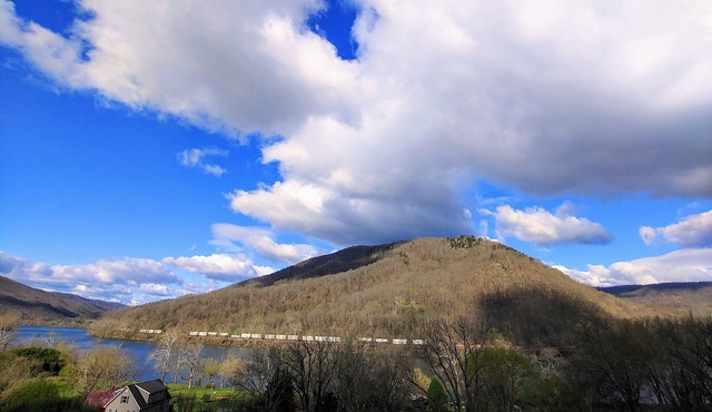 Cozy Glamping on the New River