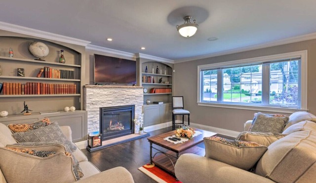 Cozy Glen Cove Apt Near Ferry, Parking & NYC!