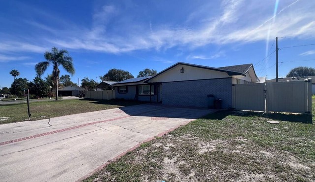 Cozy Grand Room 1-bedroom apartment with WiFi, AC in charming Winter Haven