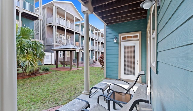 Cozy, ground-floor beach studio w/a shared pool, free WiFi, & a kitchenette