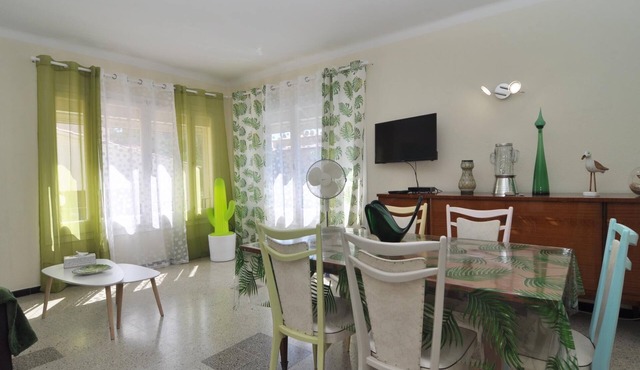 Cozy ground floor apartment in l´Escala