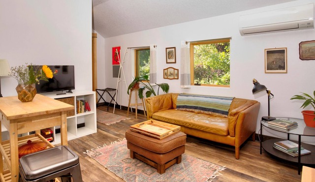 Cozy Guest Home in Downtown White Salmon