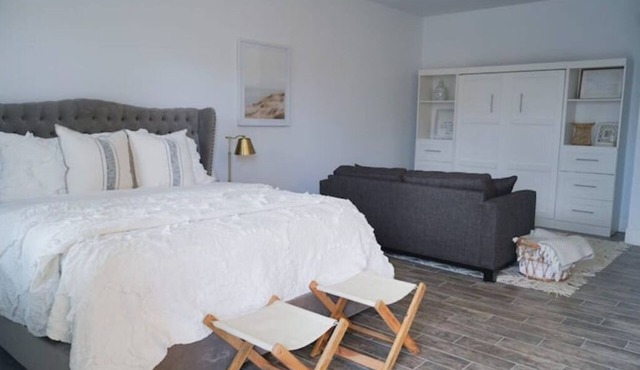 Cozy Guest Home on Ranch in Franklin