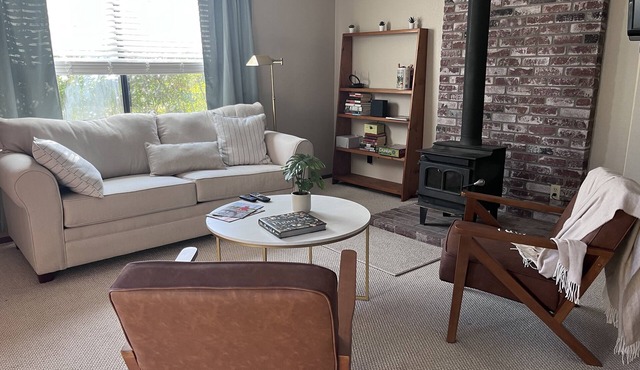 Cozy Guest house in a country setting.