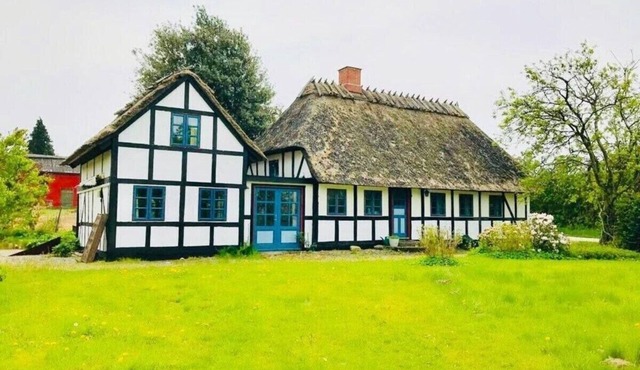 Cozy half-timbered cottage on the island of Funen/Denmark