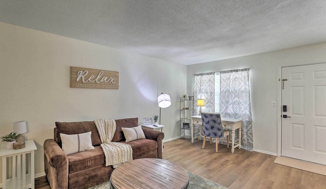 Cozy Hanahan Condo w/Cooper River Access!