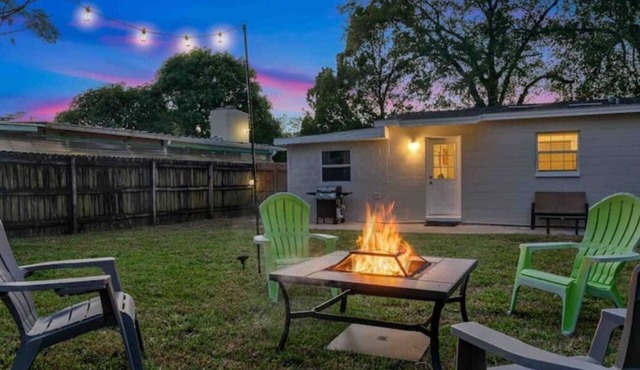 Cozy Haven - Adventure Island - Fire Pit/Hammock