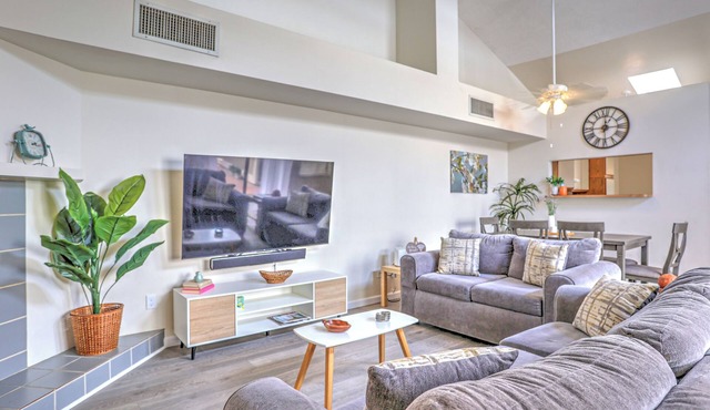 Cozy Haven Retreat - Ideal Location w/Patio & Pool