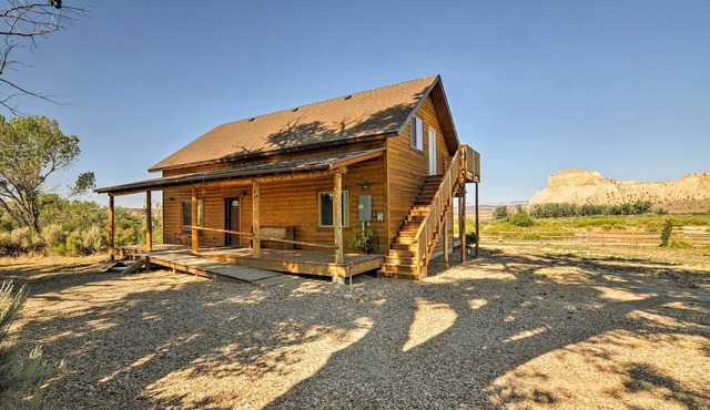 Cozy Henrieville Cabin: 18 Mi to Bryce Canyon NP!