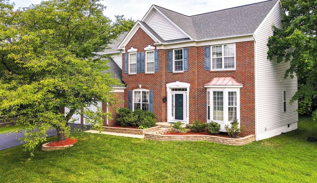 Cozy Herndon Home Near Wineries!