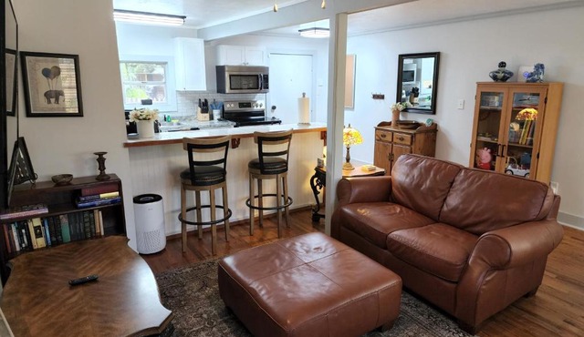 Cozy Hideaway in the Duck Pond area of Gainesville