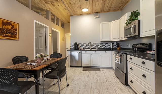 Cozy Hideaway minutes from the Lake of Egypt