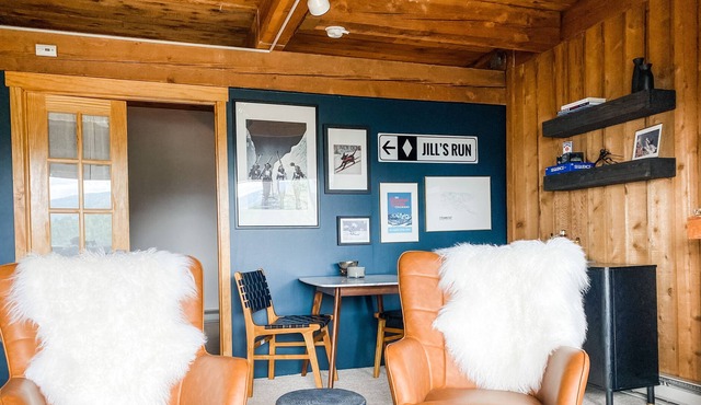 Cozy High Mountain 1b W/ Vast Views