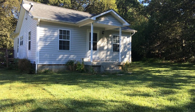Cozy Hillsborough Bungalow