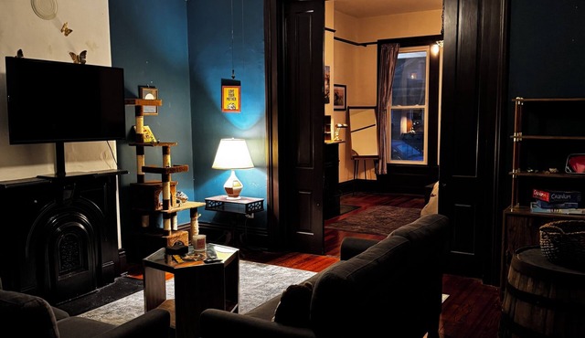Cozy Historic Home Near Louisville’s Best Spots.