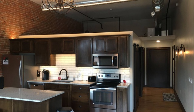 Cozy historic loft in downtown Dunlap, Iowa - home away from home