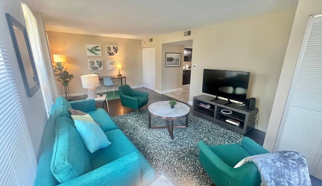 Cozy Historic Stay in CWE | Walk to Forest Park