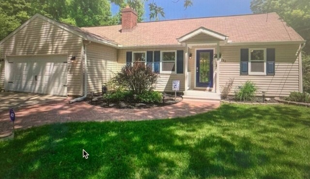 Cozy Historical Hudson