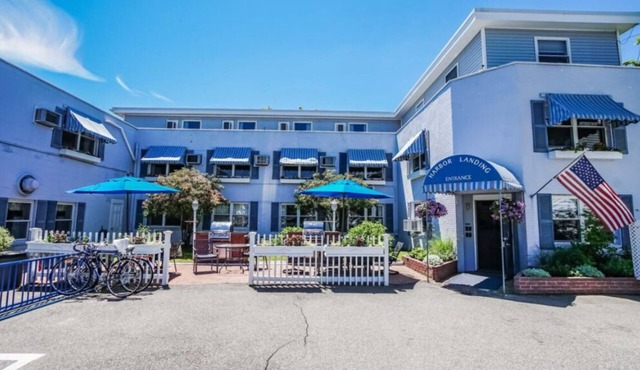 Cozy History ResortnLocated in the center of the city