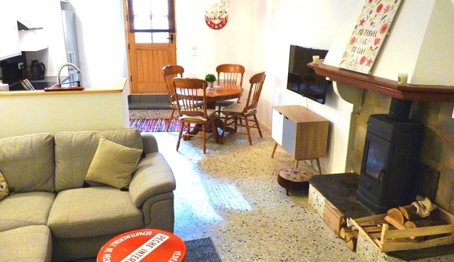 Cozy house in the heart of the Corbières, near the Cathar castles and beaches